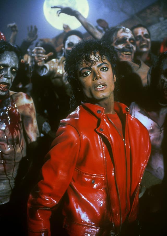Michael Jackson Moonlit Zombie Dance